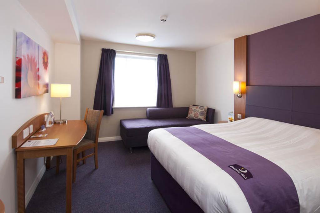 Premier Inn Edinburgh Airport - Newbridge Newbridge  Quarto foto